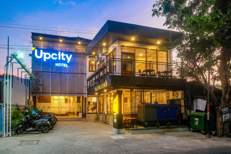 Upcity Hotel Simpang Lima By Sajiwa, Semarang, Indonesia