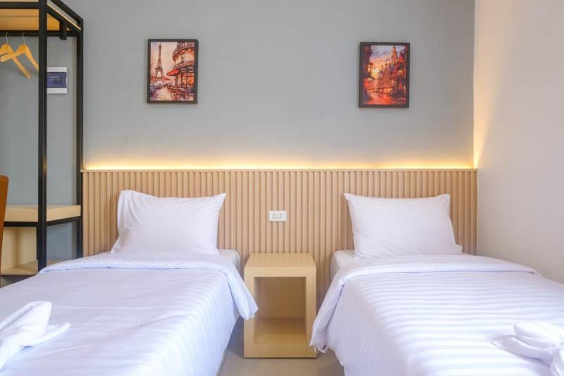 Upcity Hotel Simpang Lima By Sajiwa, Semarang, Indonesia