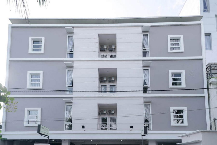 Urbanview Hotel Bari Syariah Palembang By RedDoorz, Sukarami, Indonesia