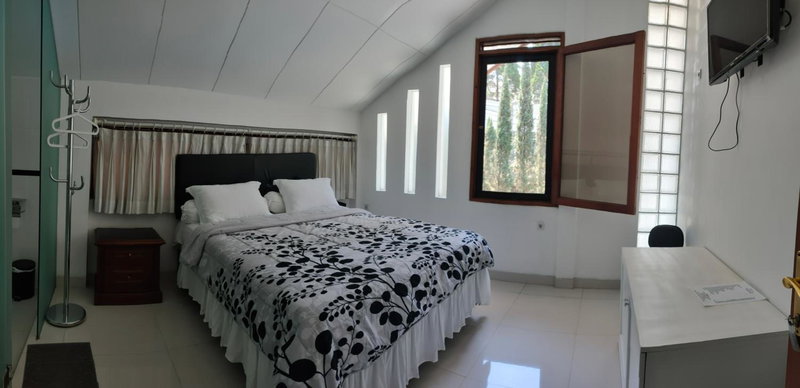 chez FAUSTINE, Bandung, Indonesia