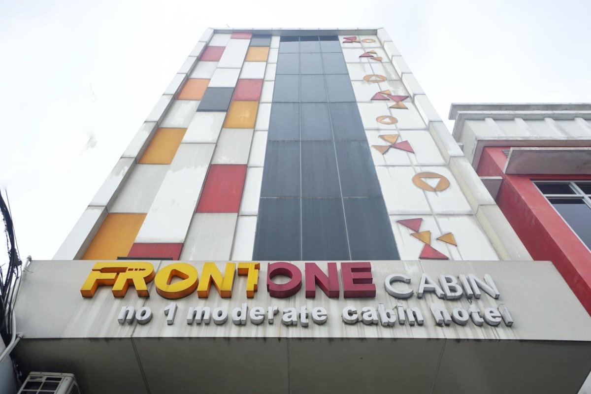 Front One Budget Hotel Tirtonadi Solo, Indonesia