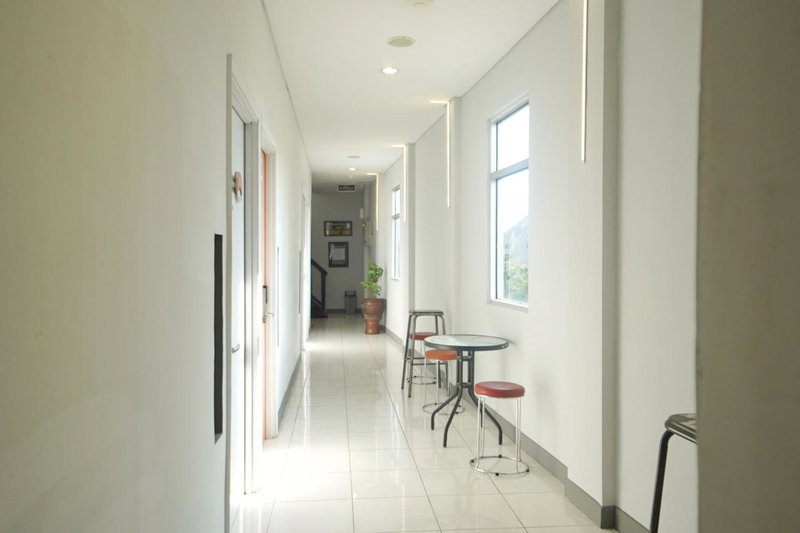 Front One Budget Hotel Tirtonadi Solo, Solo, Indonesia