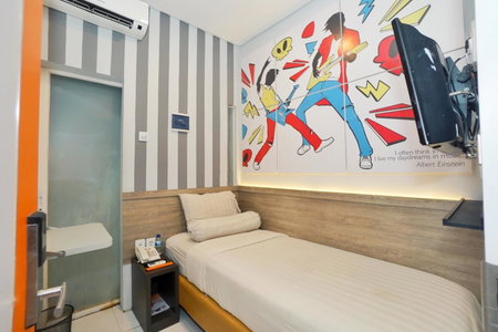 Front One Budget Hotel Tirtonadi Solo, Solo, Indonesia