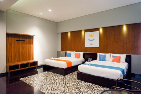 Sans Hotel Empress Simpang Lima, Semarang, Indonesia