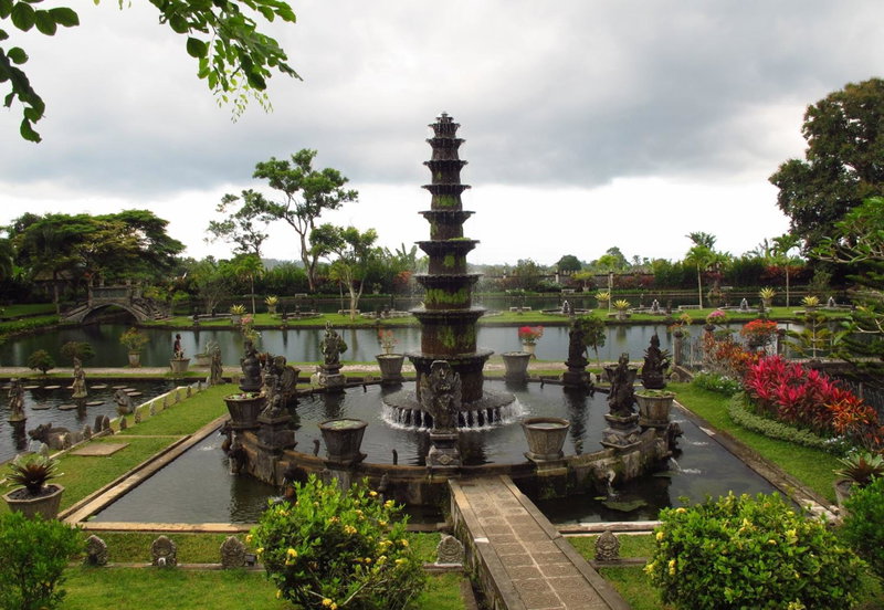 Dhangin Taman, Tirtagangga, Indonesia