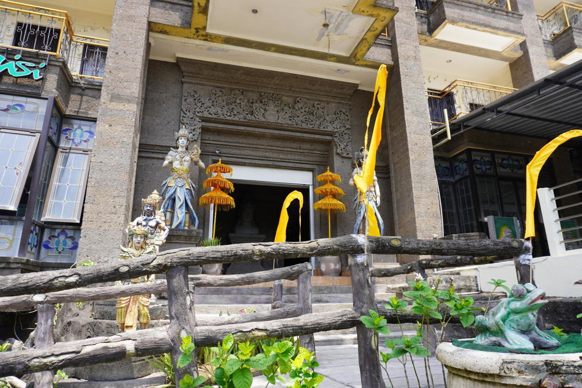 Ammara Legian By Vilarisi - 8 Minute Walk To The Beach, Indonesia