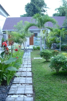 RedDoorz Syariah Plus near Banyuwangi Airport, Dadapan, Indonesia