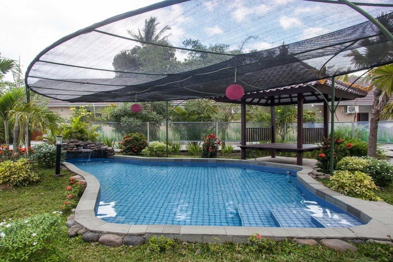 RedDoorz Syariah Plus near Banyuwangi Airport, Dadapan, Indonesia