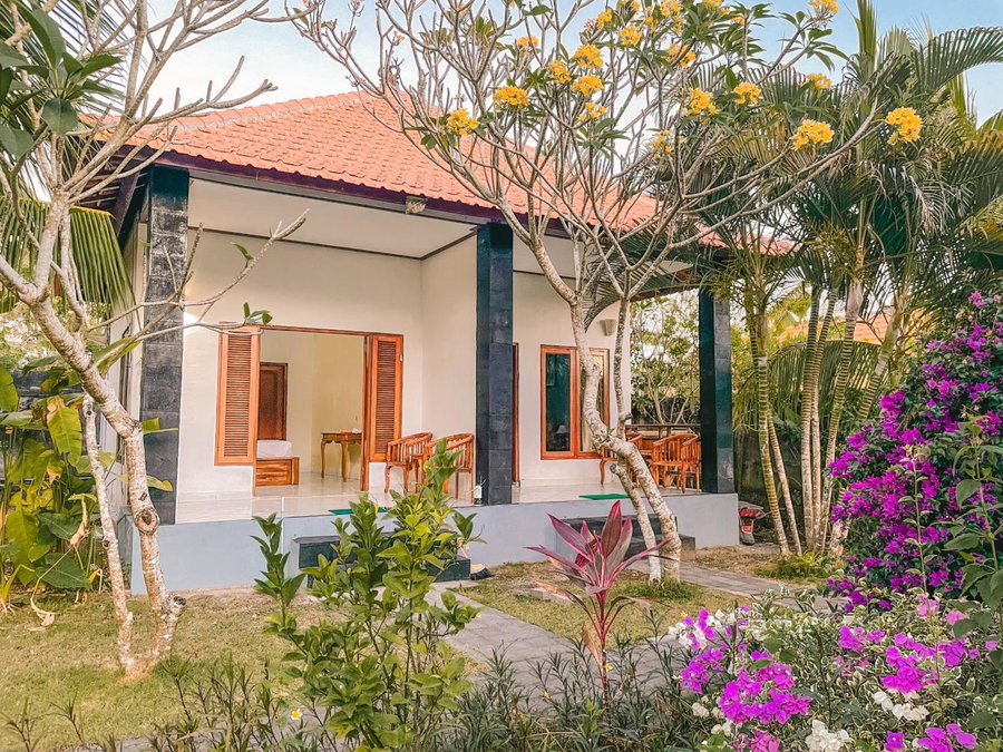Orange Balangan Bungalow, Jimbaran, Indonesia