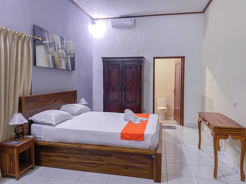 Orange Balangan Bungalow, Jimbaran, Indonesia