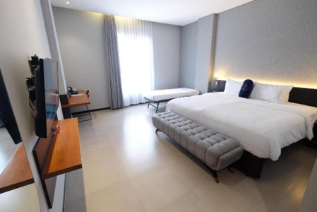 Hotel Youstay Semarang by Sinergi, Kalibanteng-lor, Indonesia