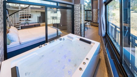 Geoje Highend Spa Pool Villa Duplex, Indoor BBQ, Geoje, South Korea