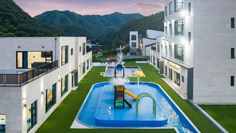 Gapyeong King Kong Kids Pool Villa B, Gapyeong, South Korea