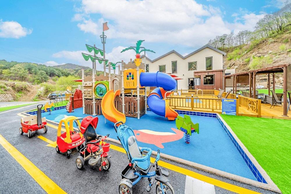 Gapyeong BB Kids Pool Villa, South Korea