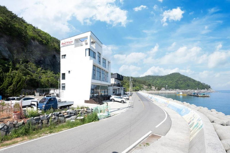 Namhae Red Wave Pension, Namhae, South Korea