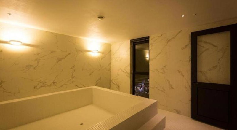 Trang blue hotel, Seoul, South Korea
