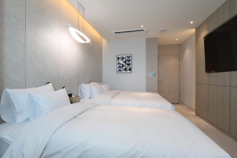 Hound Hotel Asan Terminal, Asan, South Korea