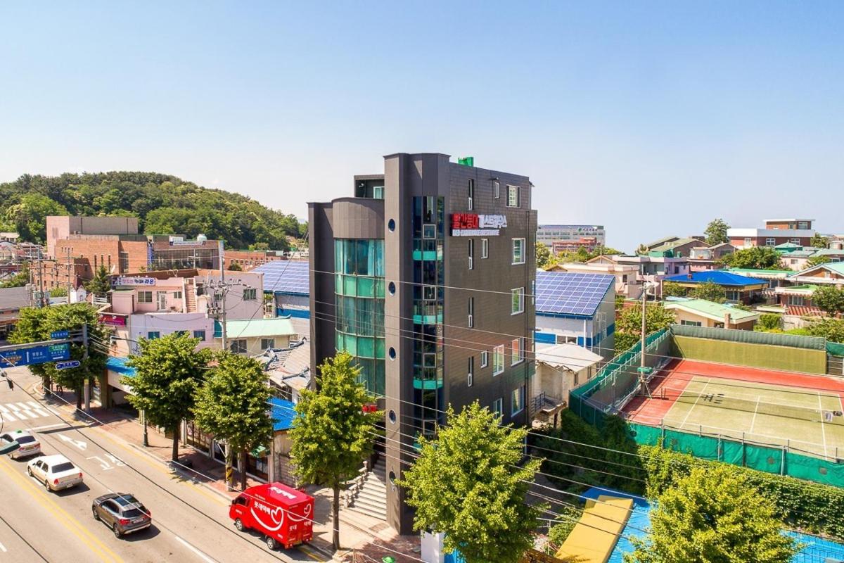 Red-Lighthouse Guest House, South Korea