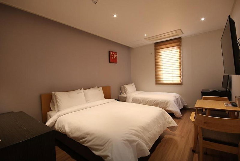 Aju business hotel, Geoje, South Korea