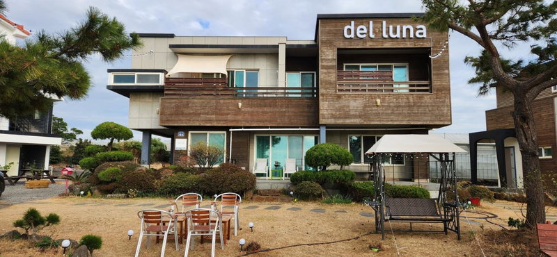 Seoguipo Deluna spa pension, Seogwipo, South Korea