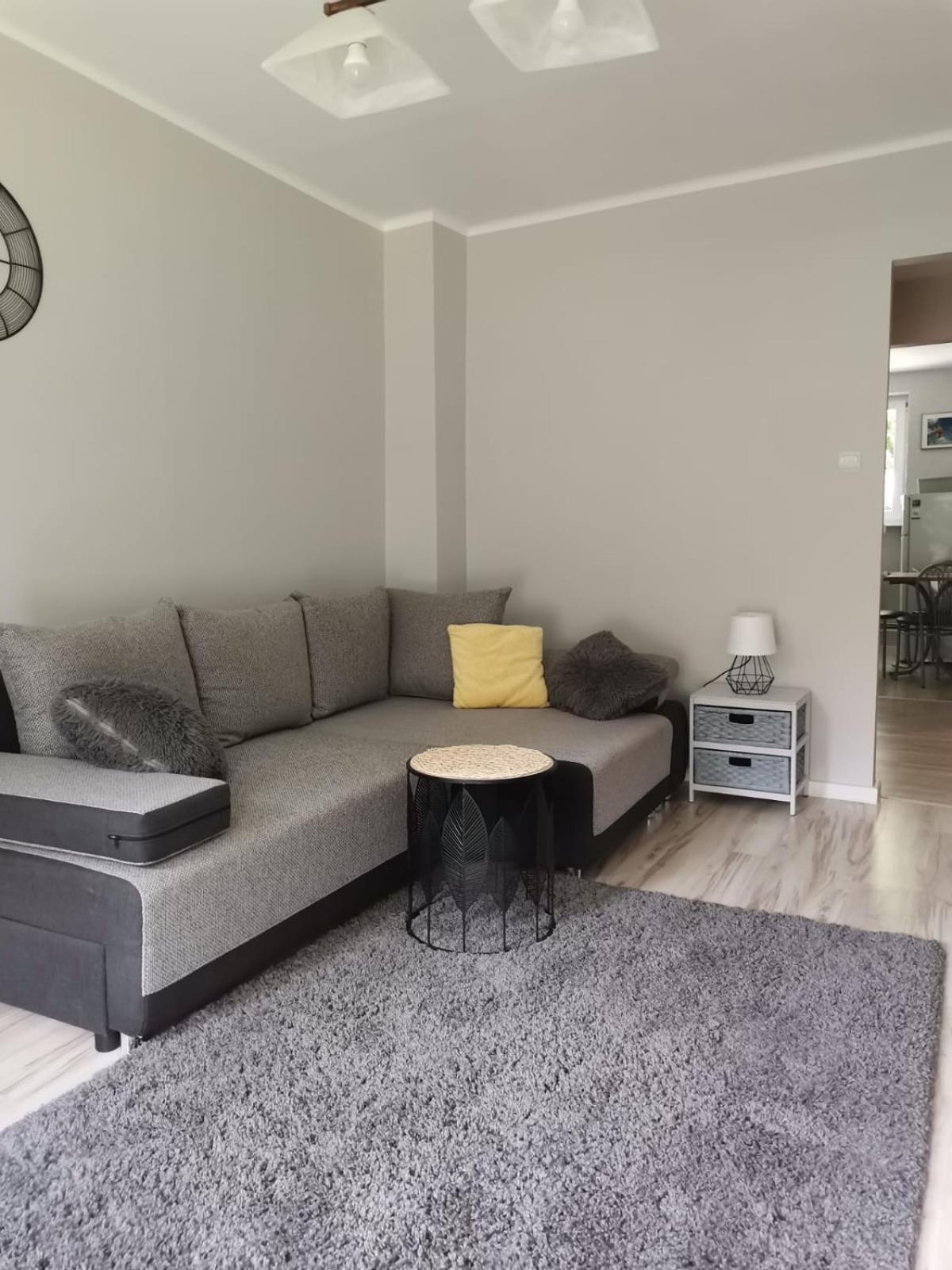 Apartament Pionierska, Poland
