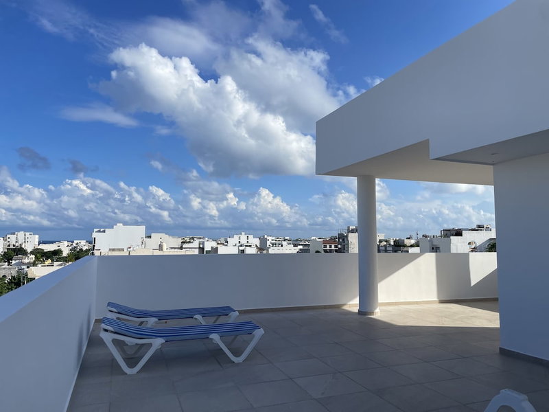WIN DAY Playa - Hotel Express, Playa del Carmen, Mexico
