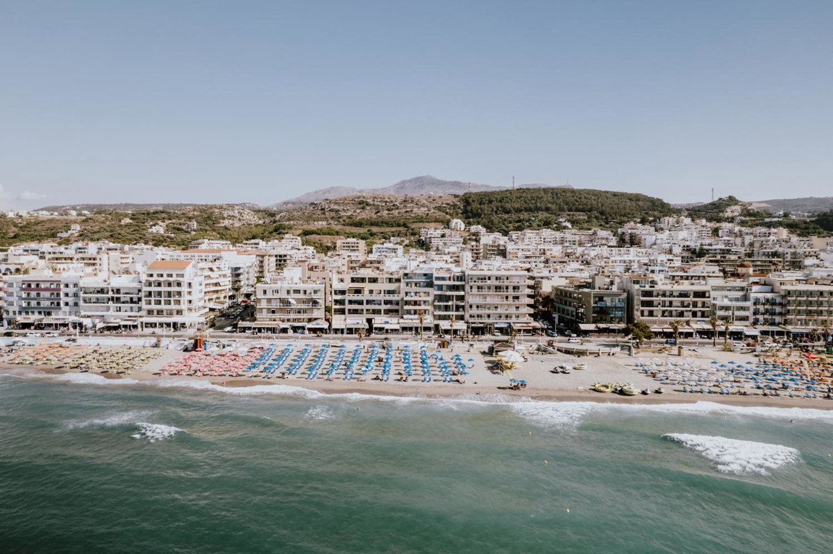 Palm Beach Hotel Apartments, Greece