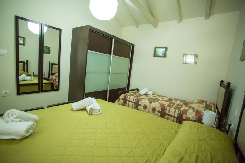 Acrocorinth Apartments, Korinthos, Greece