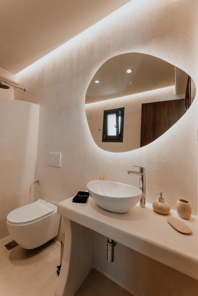 ONYM Curated Villas, Plaka, Greece