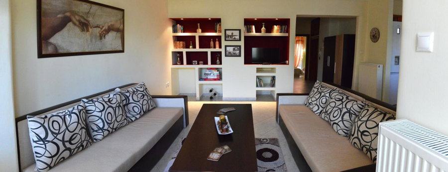Thesshouse Pefka FK, Thessaloniki, Greece