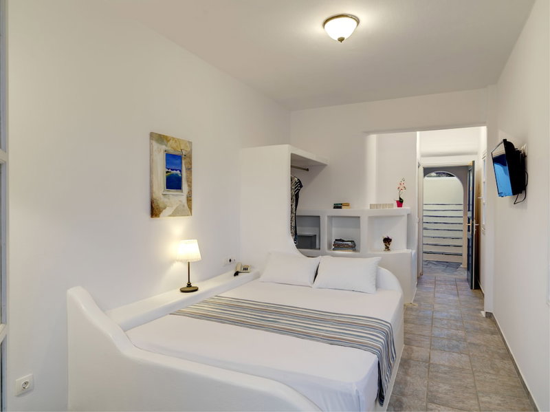 Aloni Hotel, Paros, Greece