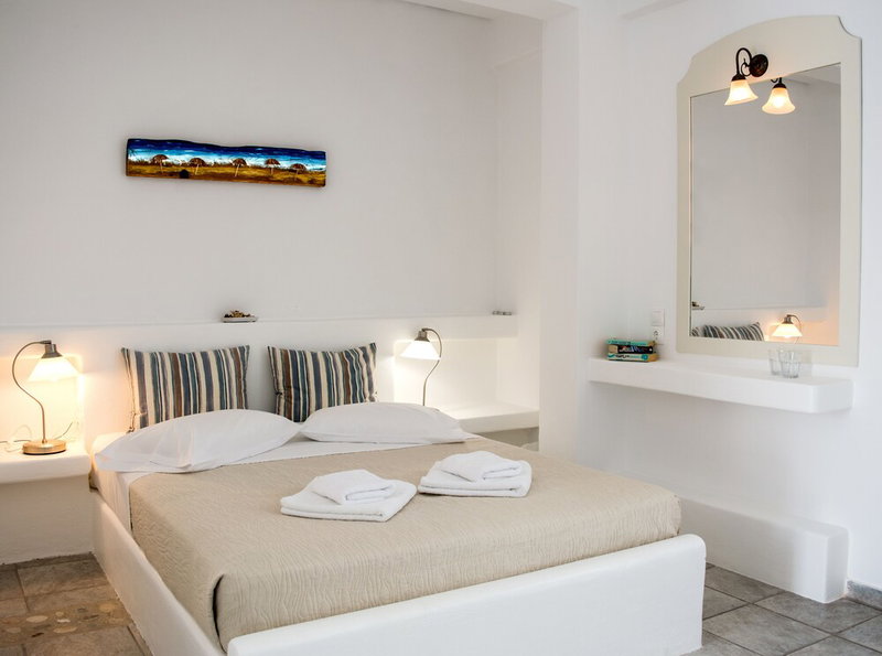 Aloni Hotel, Paros, Greece