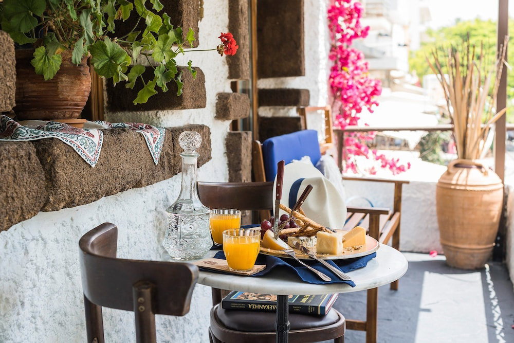 Koukos Rhodian Guesthouse - Adults Only, Греция