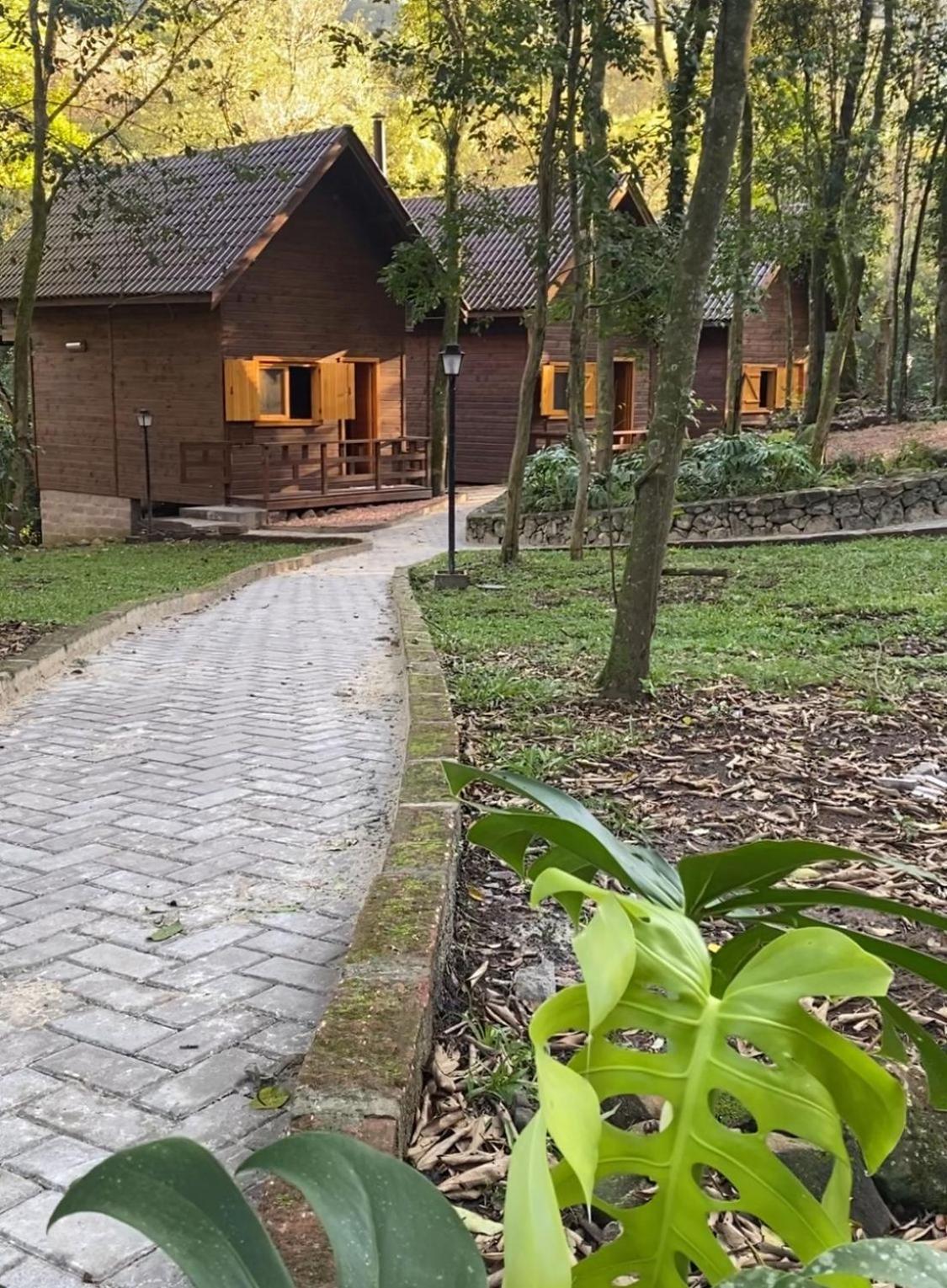 Cabanas dos Plátanos, Brazil