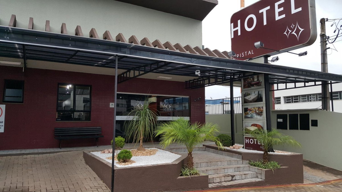 Cristal Executive Hotel, Brazil