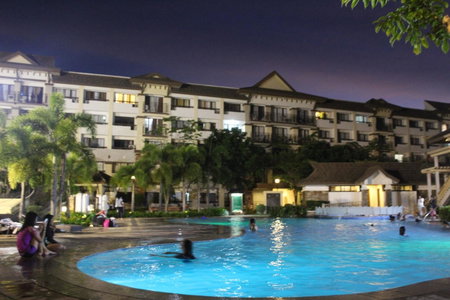 ONE OASIS B2 back of SM MALL free pool wifi, Davao City, Philippines