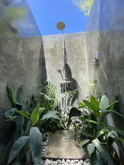 Wild Monkeys Hostel, Moalboal, Philippines