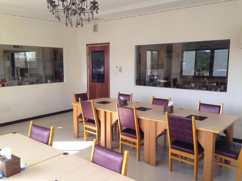 Grand Hoyah Hotel, Olongapo, Philippines
