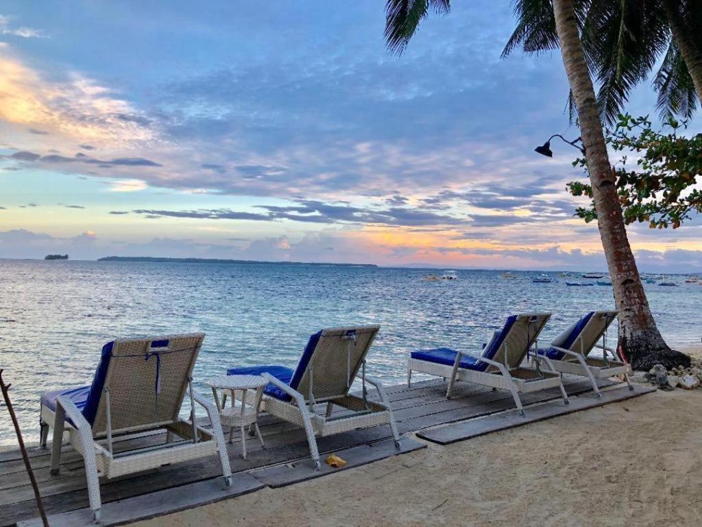 Hotel · Cherinicole Beach Resort, General Luna