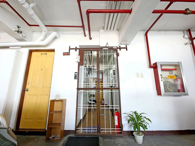 OYO 858 City Stay Inns Bgc Nuevo, Manila, Philippines