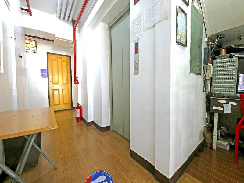 OYO 858 City Stay Inns Bgc Nuevo, Manila, Philippines