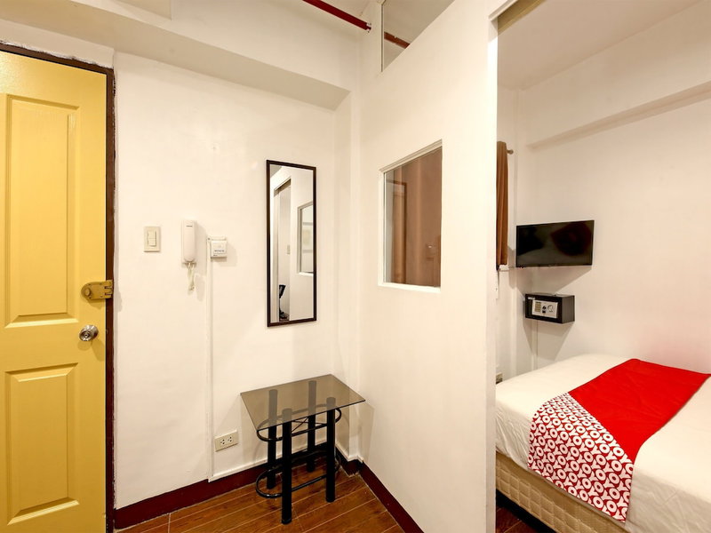 OYO 858 City Stay Inns Bgc Nuevo, Manila, Philippines