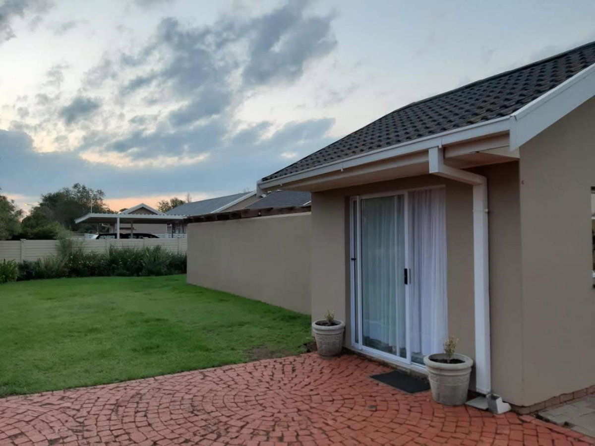 Gathering Guesthouse - Aloe room, South Africa