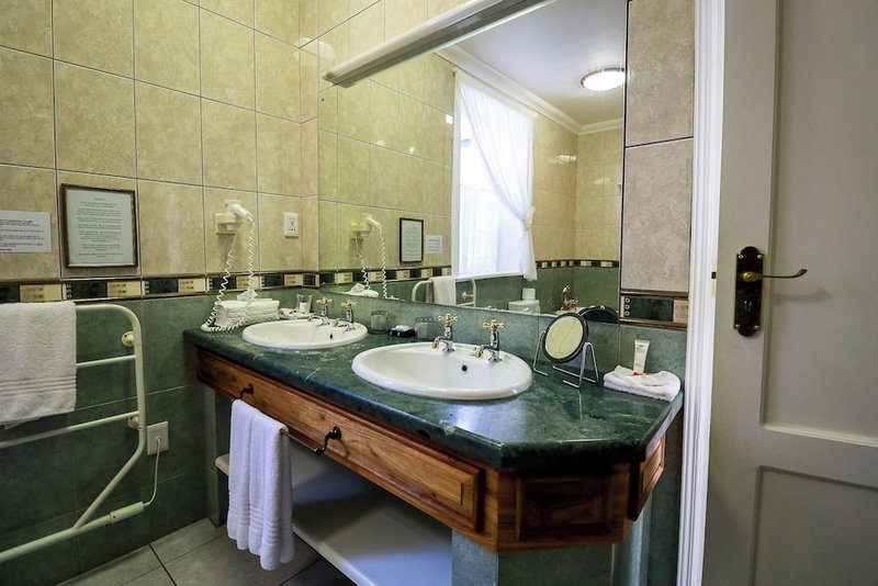 Altes Landhaus Country Lodge, Oudtshoorn, South Africa