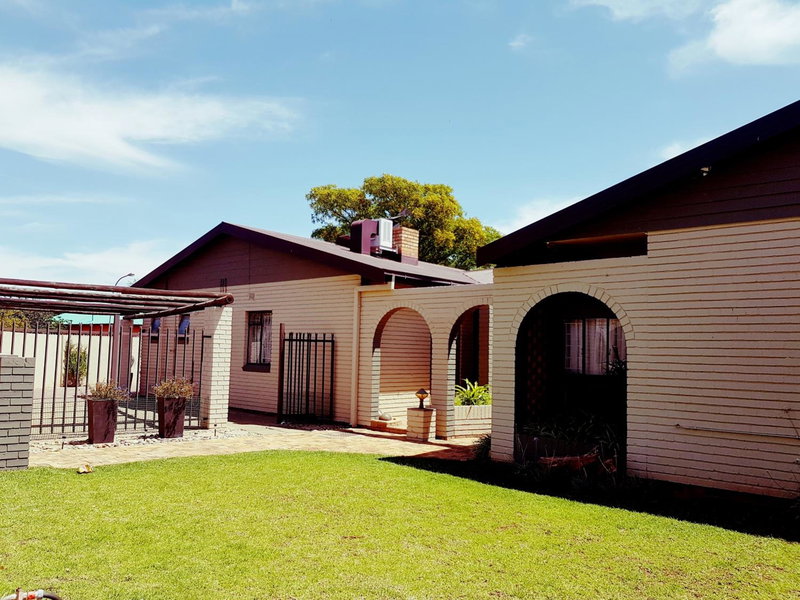 Mckala Guesthouse, Kimberley, South Africa