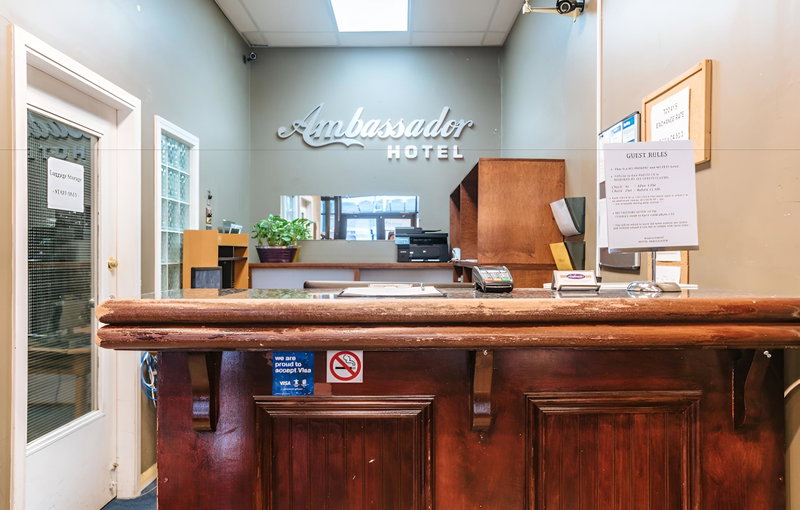 Hotel Ambassador - Hostel, Vancouver, Canada