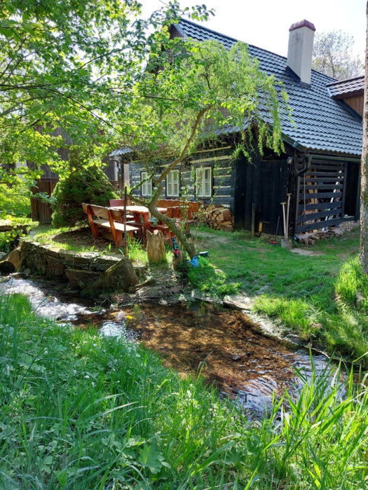 Roubenka u potoka Výprachtice, Výprachtice, Czechia