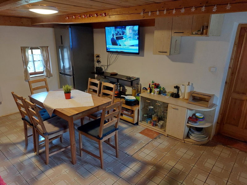 Roubenka u potoka Výprachtice, Výprachtice, Czechia