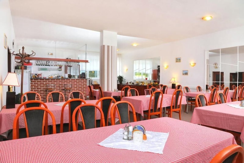 SkiHotel Lenka, Spindleruv Mlyn, Czechia