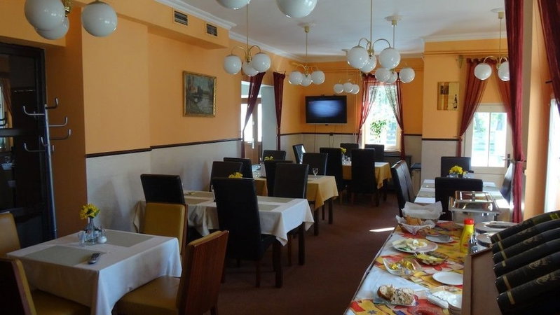 Hotel Bellevue, Doksy, Czechia